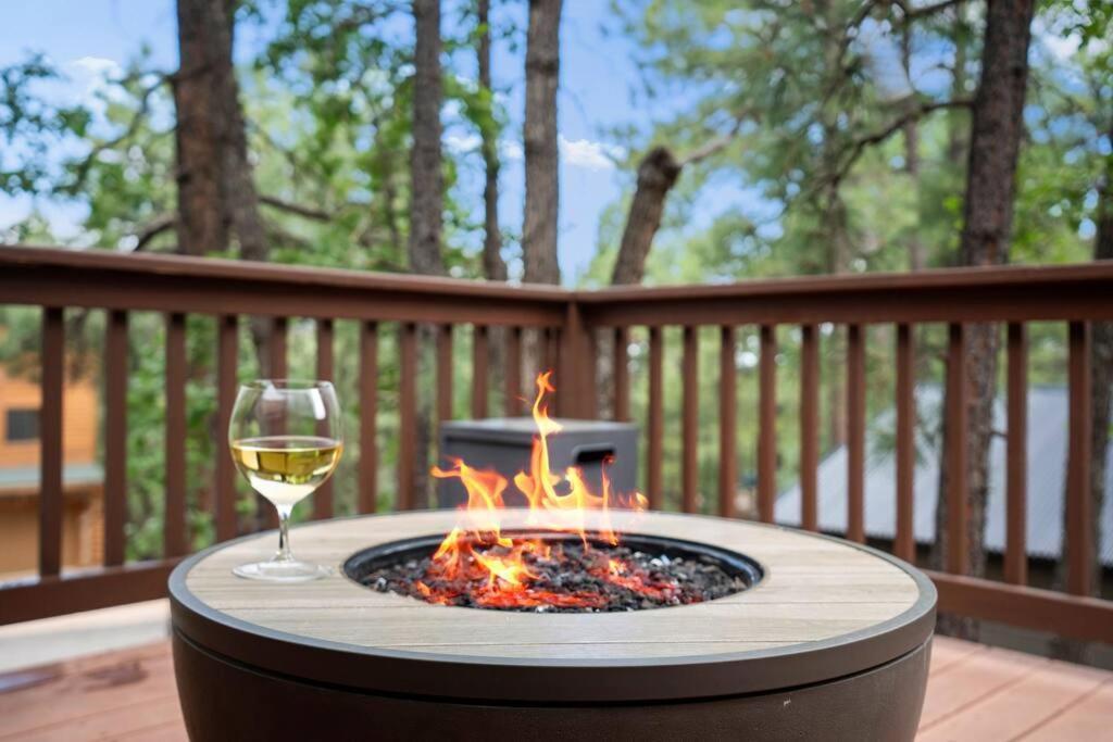 Luxury Cabin Oasis Getaway Heart Of Munds Park Esterno foto