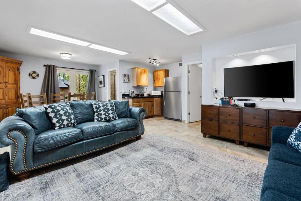 Luxury Cabin Oasis Getaway Heart Of Munds Park Esterno foto