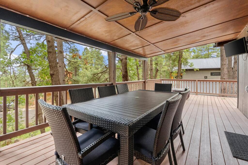 Luxury Cabin Oasis Getaway Heart Of Munds Park Esterno foto